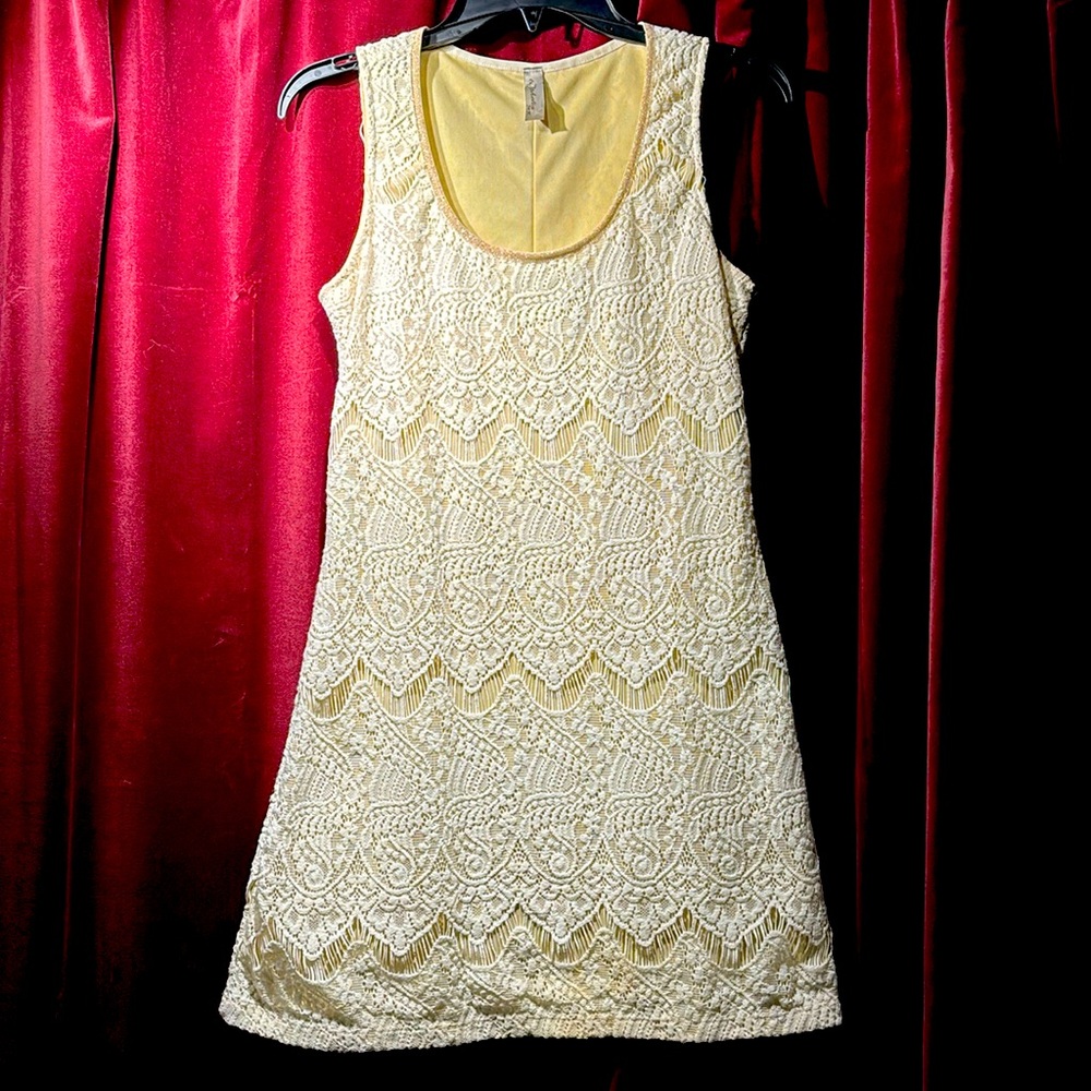 Ophelia M lace dress